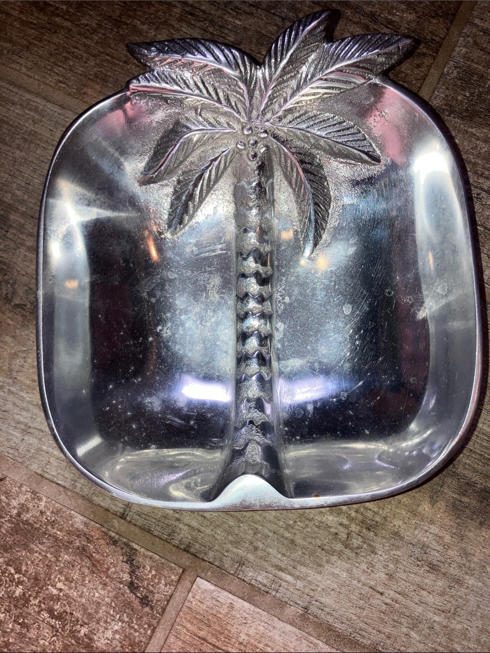 MARIPOSA PALM TREE SERVING DISH